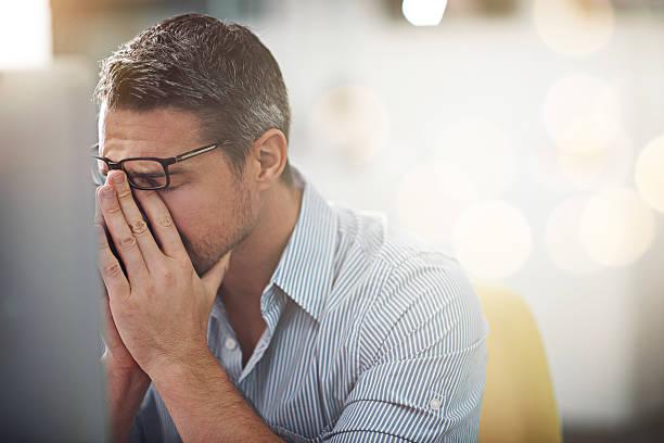 ”Atenção para o desgaste no trabalho”